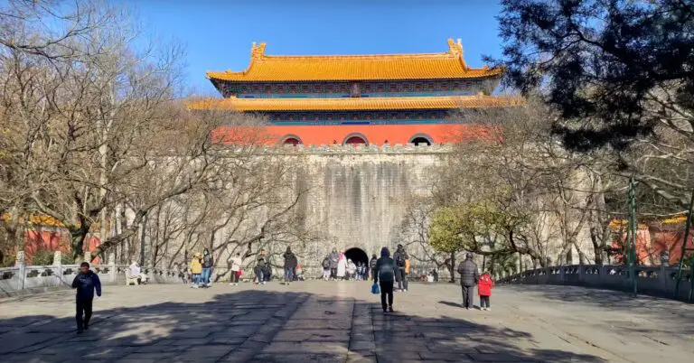 nanjing ming tombs on a sunny day